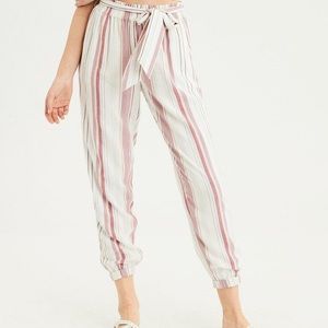 American Eagle Belted Soft Jogger Pant